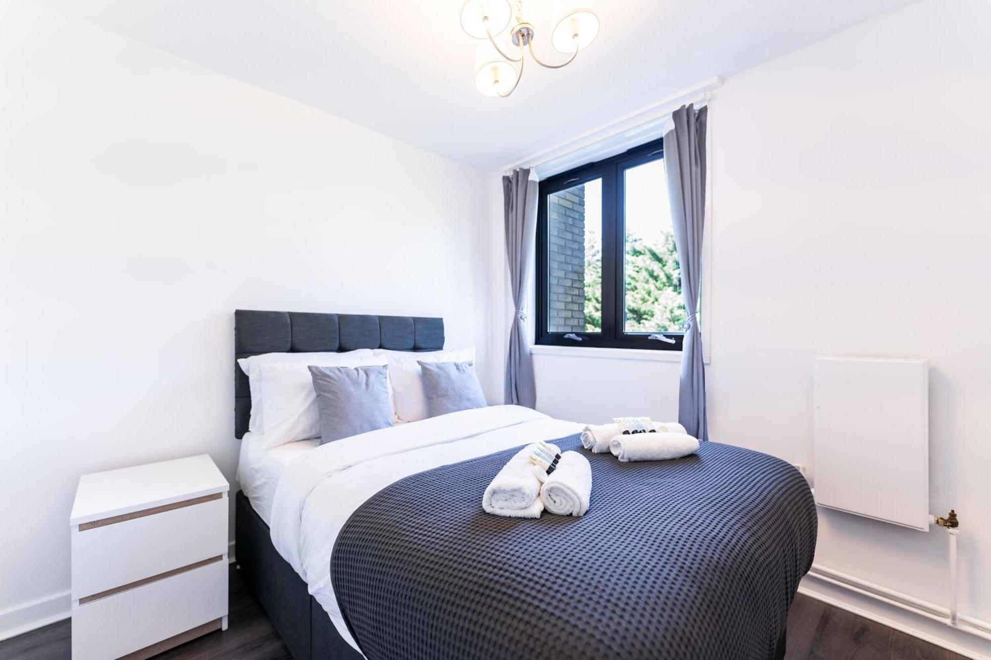 Luxury 3 Bedroom Flat With Balcony In Westbourne Park Лондон Екстер'єр фото