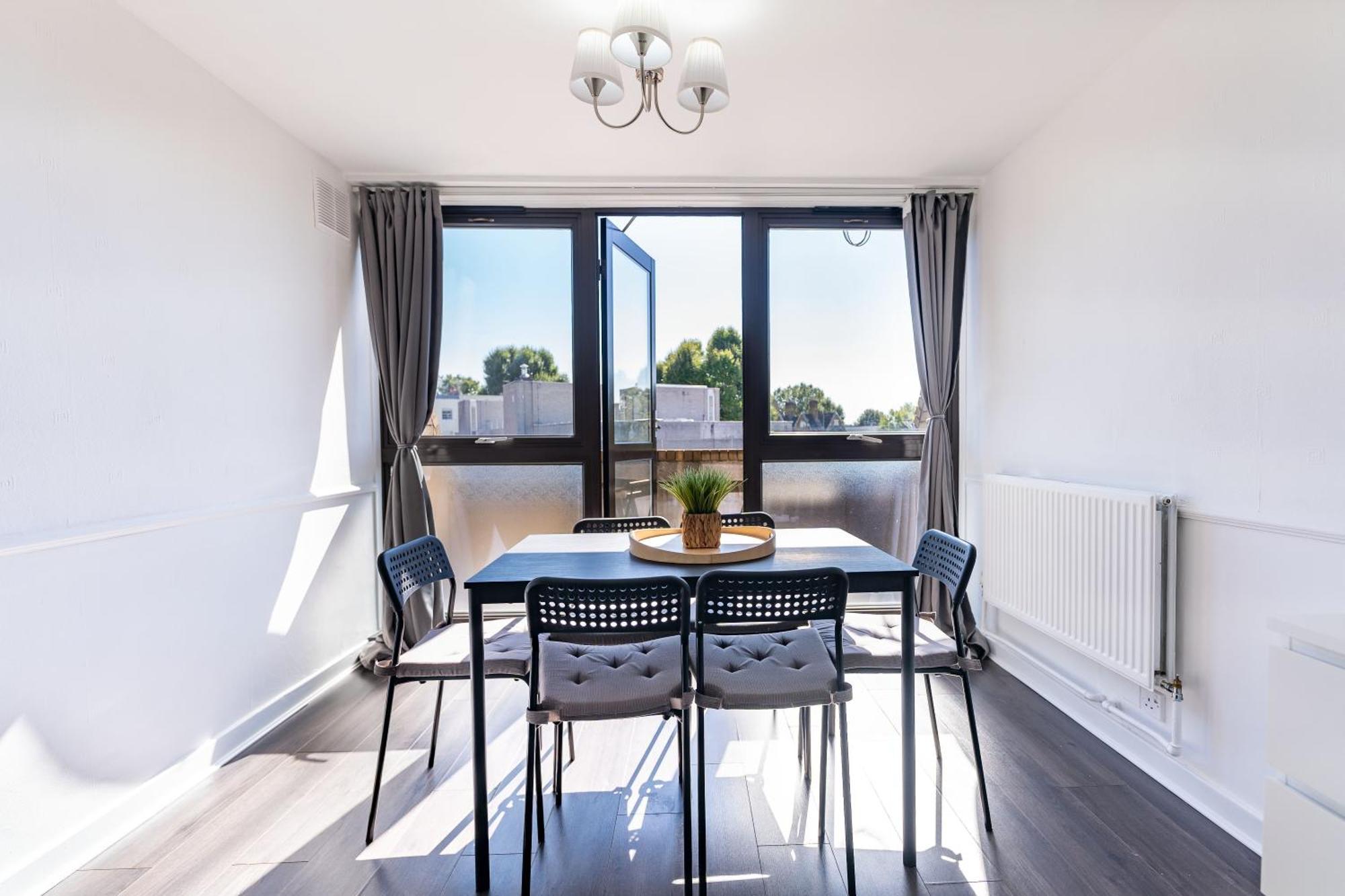 Luxury 3 Bedroom Flat With Balcony In Westbourne Park Лондон Екстер'єр фото