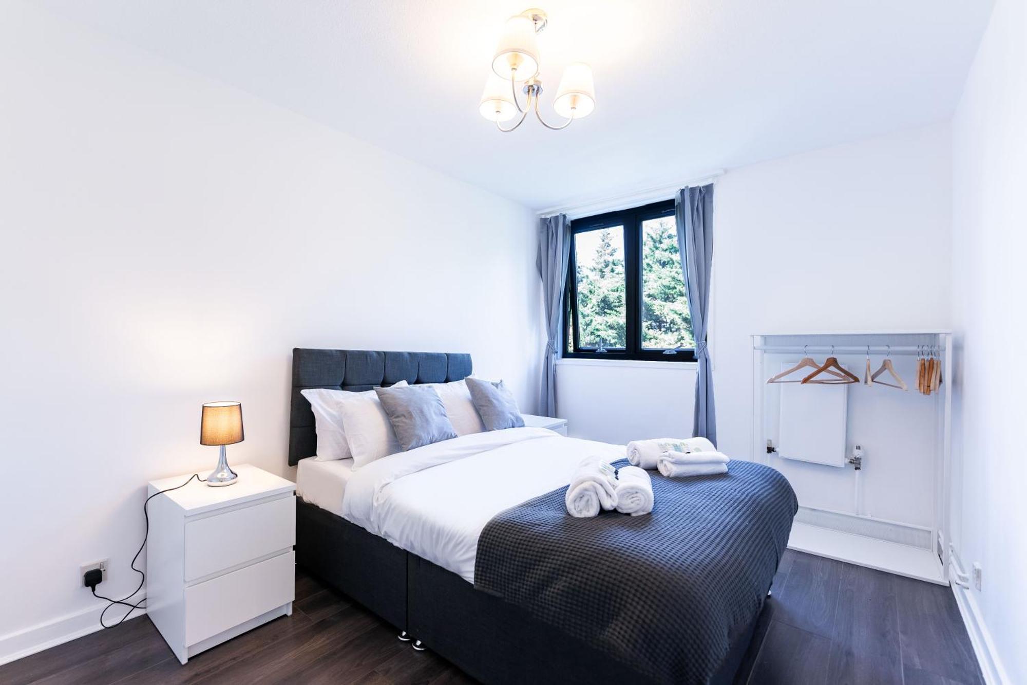 Luxury 3 Bedroom Flat With Balcony In Westbourne Park Лондон Екстер'єр фото